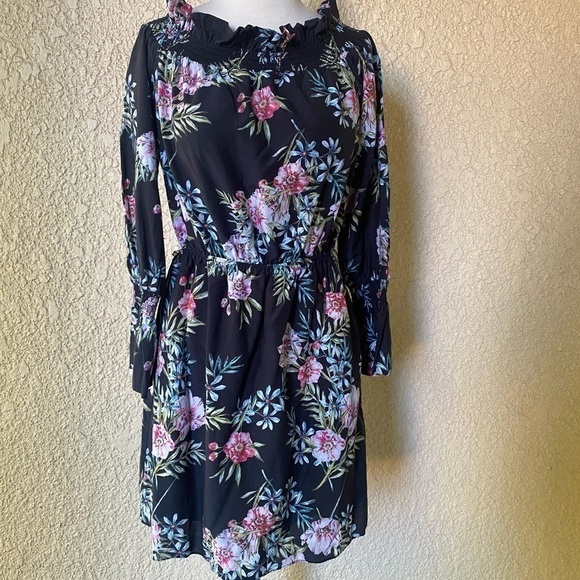 Intermix Black Floral Print Off the Shoulder Belted Mini Dress Size M - Picture 3 of 11